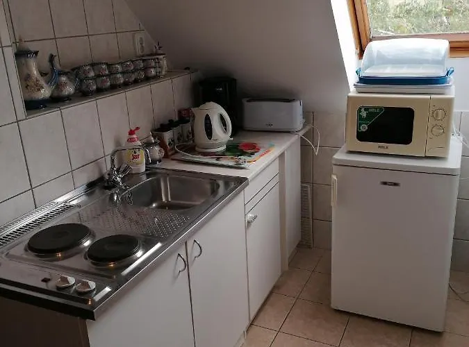Tamas Batya Kunyhoja Apartament *